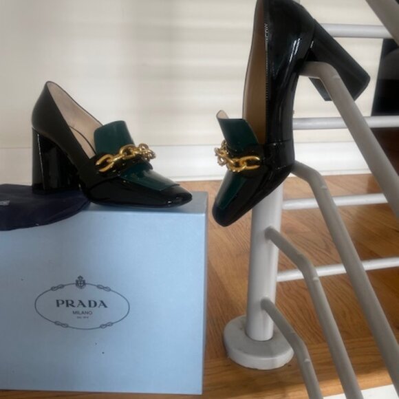 $890 PRADA Gold Chain Statement Loafer Pump New w/Box -  S 8,5/9 IT - Picture 5 of 16